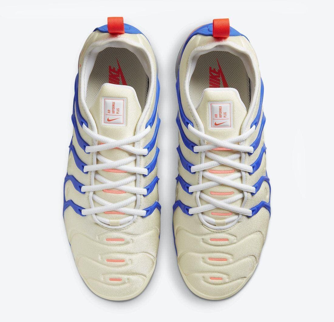 Nike Air VaporMax Plus 'Coconut Milk Hyper Royal' | Banlieue91
