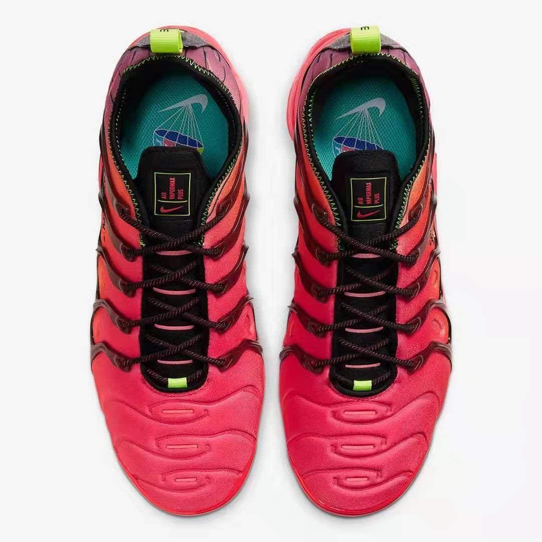 Nike Air VaporMax Plus 'Flight Pack Black Pink' | Banlieue91