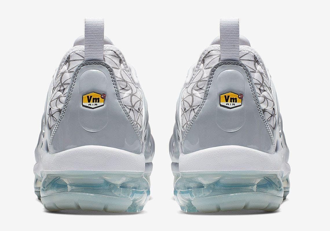 Nike Air VaporMax Plus 'Silver White' | Banlieue91