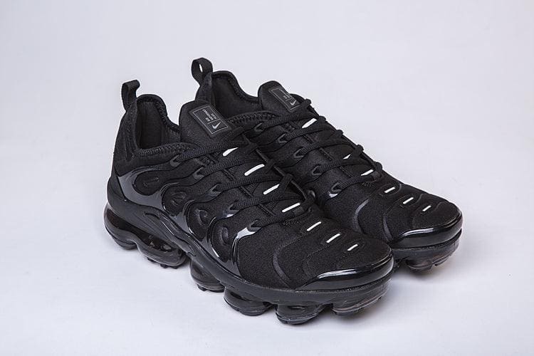 Nike Air VaporMax Plus Triple Black Sneakers – All-Day Comfort | Banlieue91