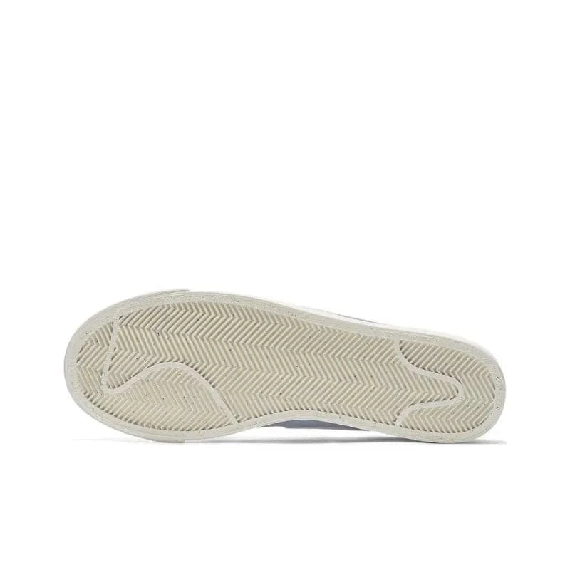 Nike Blazer Low Leche Blue | Banlieue91