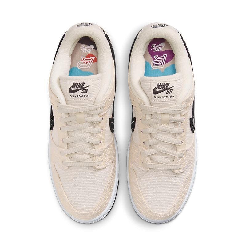 Nike SB Dunk Low 'Albino & Preto' | Banlieue91