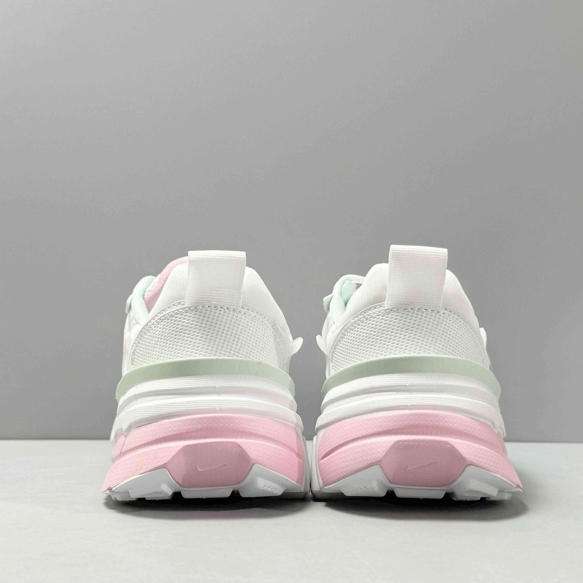 Nike V2K Run 'Pink' | Banlieue91