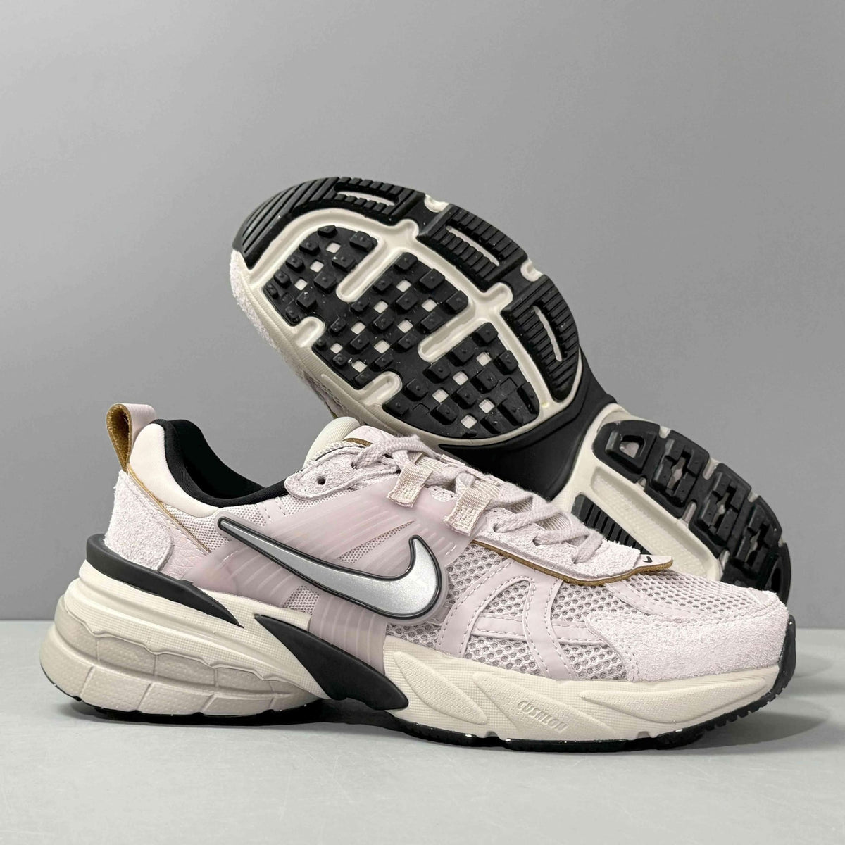 Nike V2K Run 'Platinum Violet' | Banlieue91