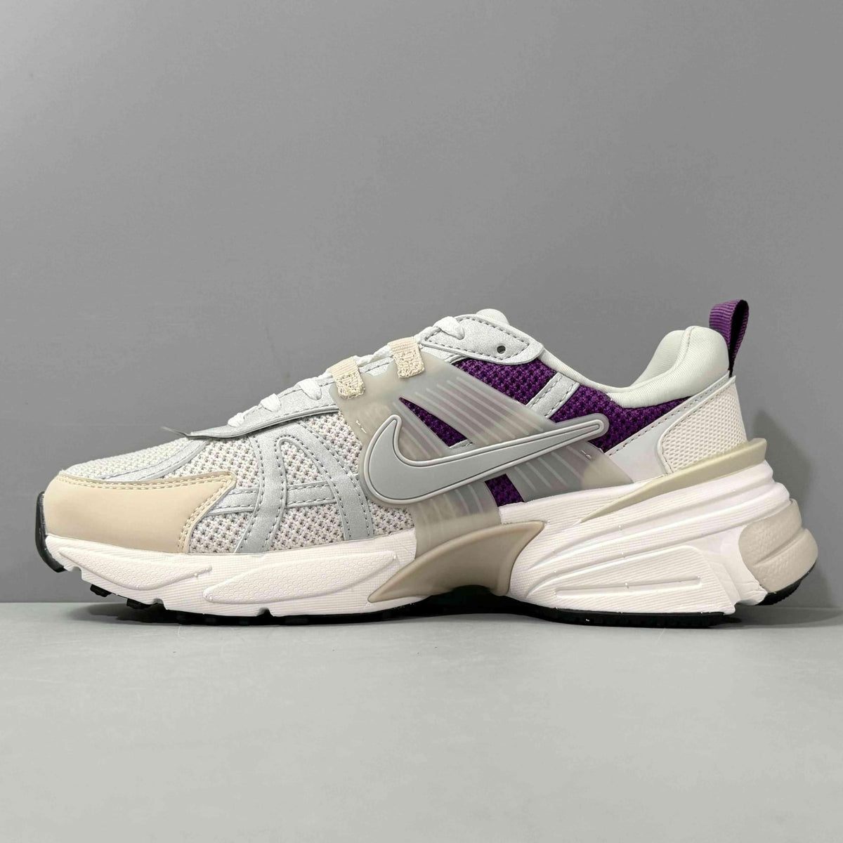 Nike V2K Run Viotech' | Banlieue91