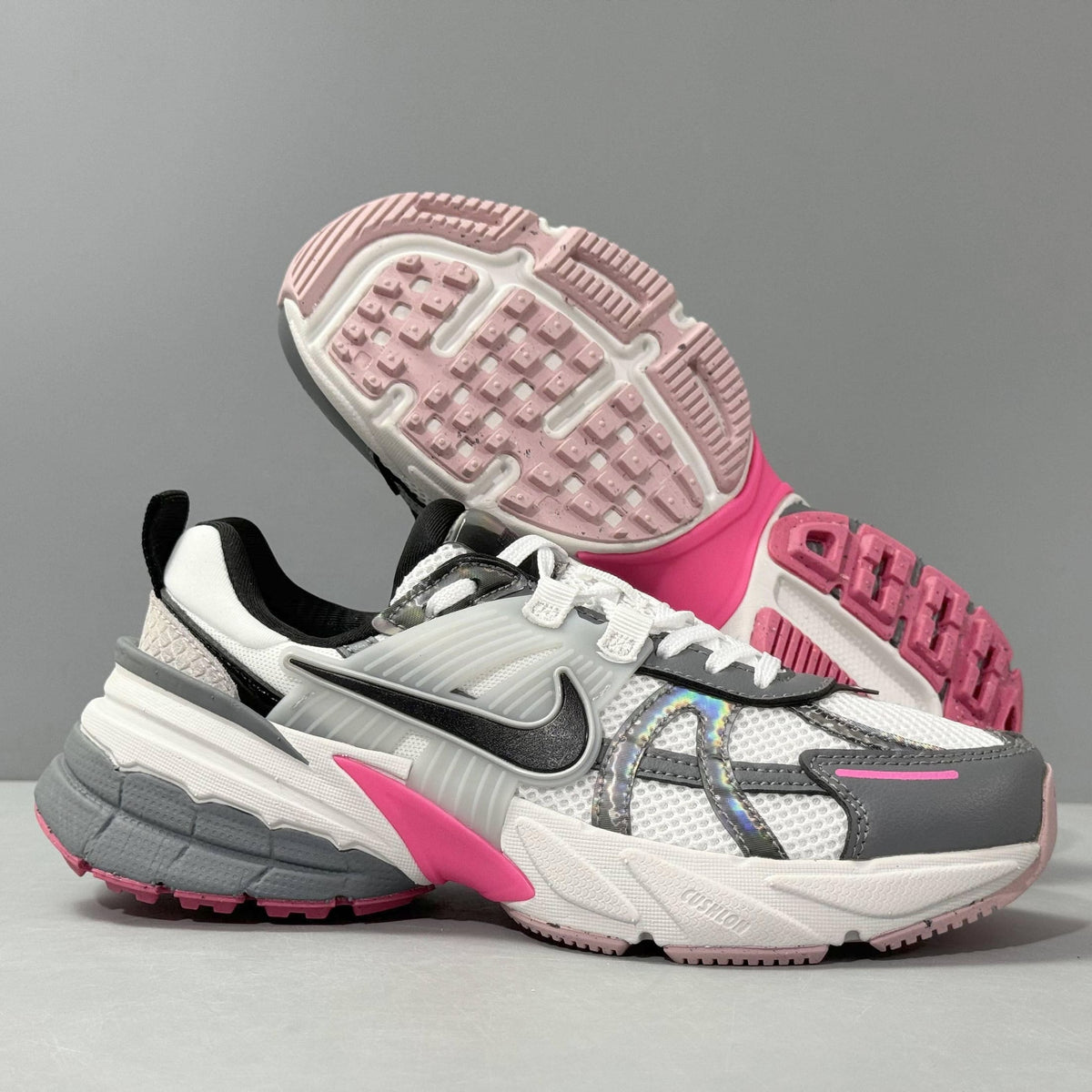 Nike V2K Run 'Year Of The Dragon' | Banlieue91