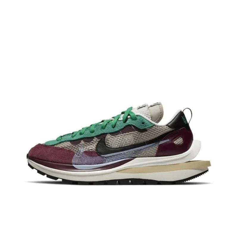 Nike X Sacai VaporWaffle 'Villain Red/Neptune Green' | Banlieue91