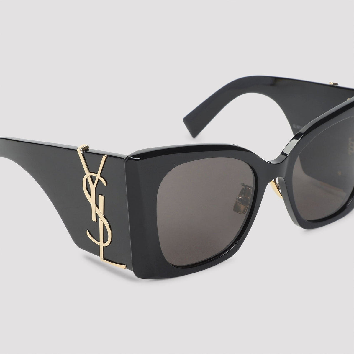 SAINT LAURENT Chic Acetate Sunglasses | Banlieue91