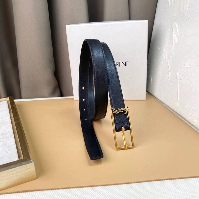 Saint Laurent Classic Monogram Square Buckle Belt Embossed Leather | Banlieue91