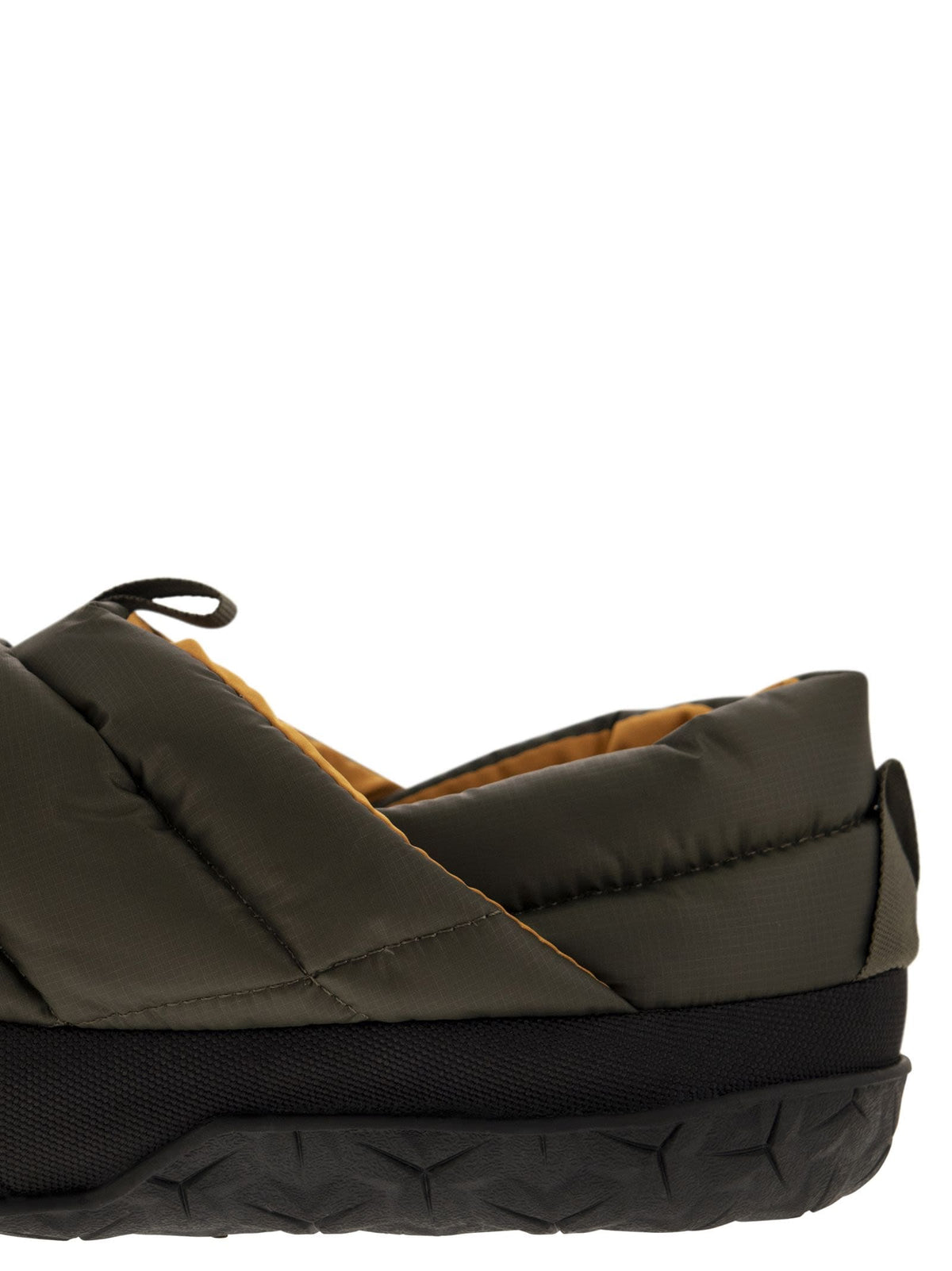 The North Face Nuptse Winter Slippers | Banlieue91