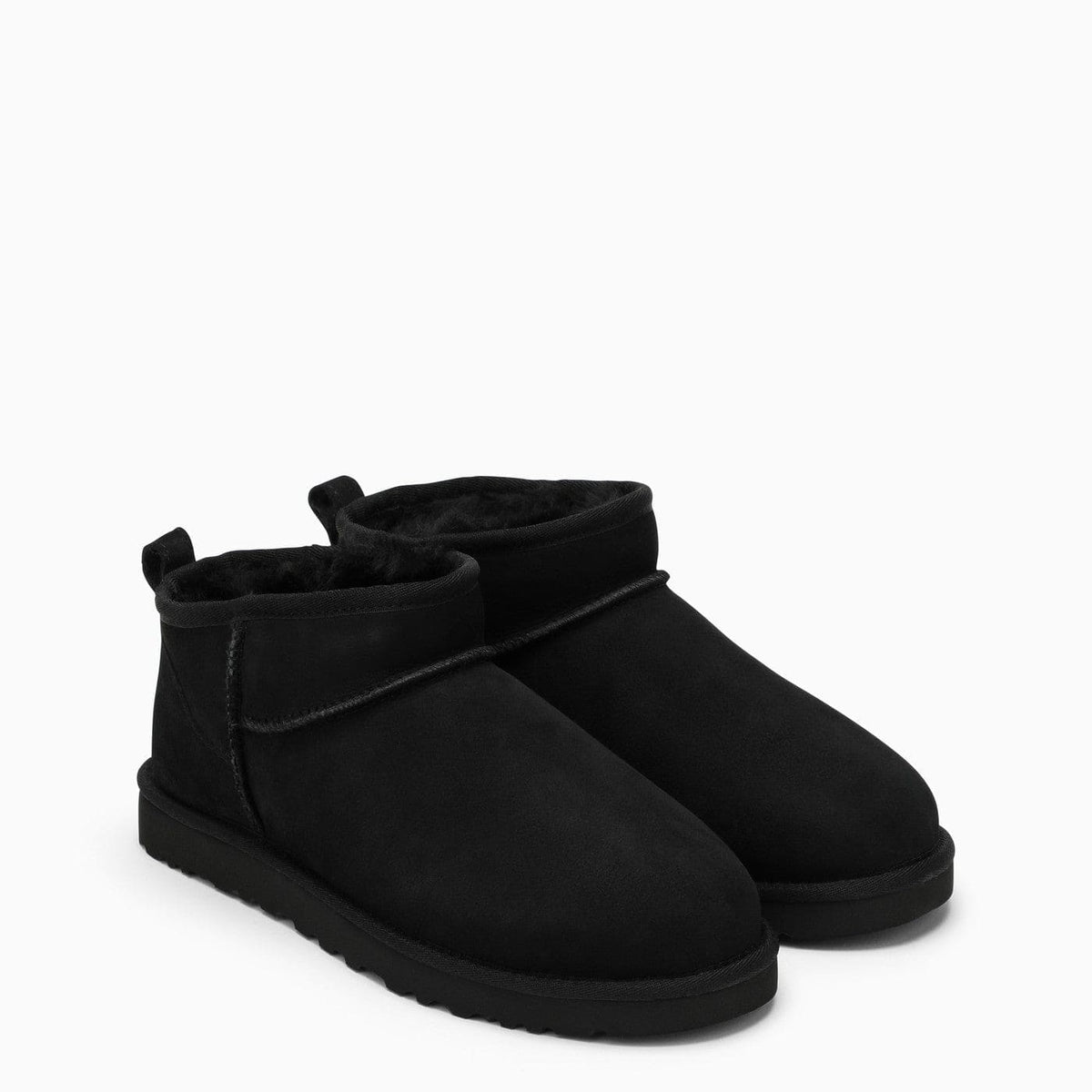 Ugg Classic Ultra Mini Black Boot | Banlieue91
