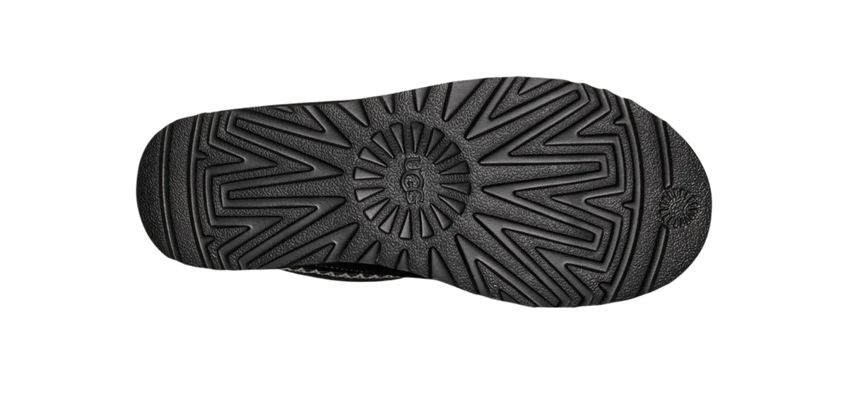 UGG Womens Classic Short Crescent Boots | Banlieue91
