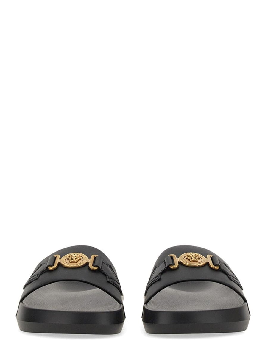 VERSACE Luxurious Slide Sandal for Men | Banlieue91